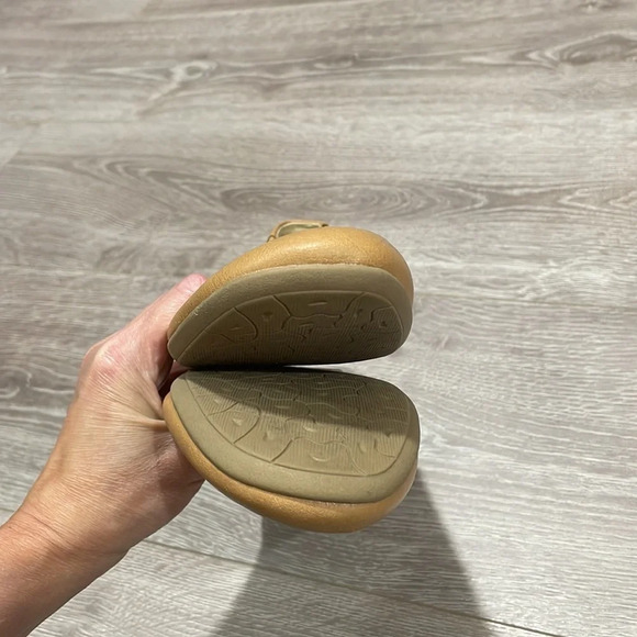 Earth Spirit Gelron 2000 Perforated Ballet Flats Tan 8 - Picture 14 of 14